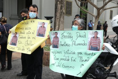 Las personas cuyos cuerpos están perdidos murieron, principalmente, entre los meses de marzo y abril.