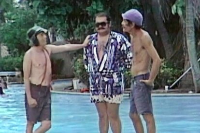 Roberto Gómez Bolaños, Édgar Vivar y Ramón Valdéz interpretaban una escena de 'El Chavo del 8' en Acapulco.