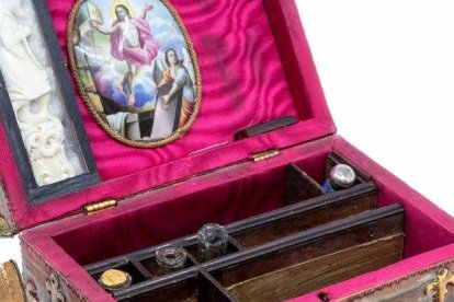 Detalles del kit cazavampiros.