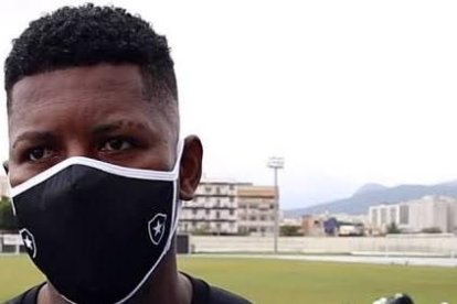 Gabriel Cortez ha tenido más problemas que goles en Botafogo.