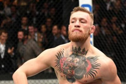  El hecho ocurrió a las 05:00 del lunes. El luchador de 30 años fue liberado bajo fianza horas más tarde.  