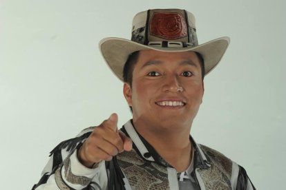 Delfín Quishpe es un cantante ecuatoriano. Fue político.