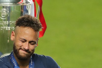 Neymar y la foto que da la vuelta al mundo, el dolor de no ganar la Champions.