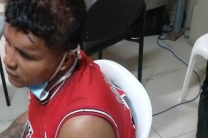 20 sujetos lo intentaron matar, en cárcel de Guayaquil