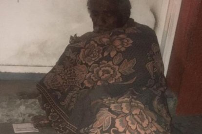 Al adulto mayor le gusta recibir comida, pero la ropa la desaparece.