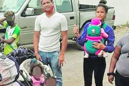 Numerosas familias acuden a diario al albergue en Virgen de Fátima.