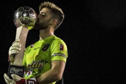 Alaín Baroja, arquero de la selección de Venezuela, juega en Delfín.