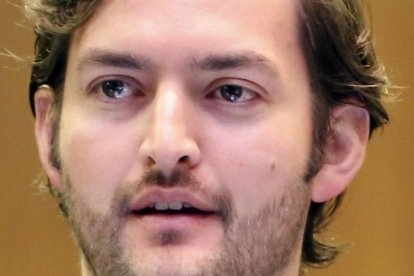 El legislador indicó que el papa puede tener su propia postura al respecto.