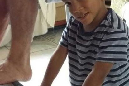 Servio siempre ha tenido un gran ayudante, su pequeño hijo.