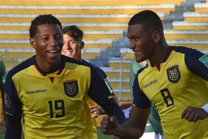 Carlos Gruezo y Gonzalo Plata en plena celebración.