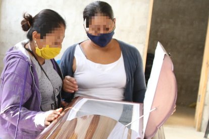 La madre de las niñas fue sepultada y velada en Guayaquil. Antes de morir vivía en Caluma.