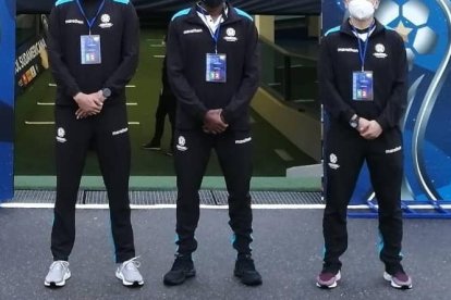 Mónica Amboya integró la terna arbitral junto a Franklin Congo, como central, y Andrés Tola.