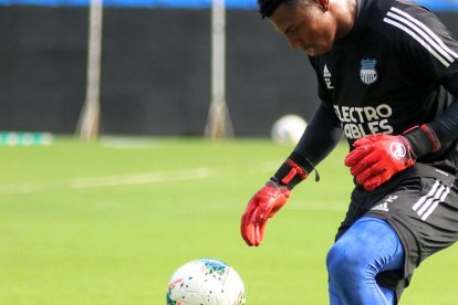Pedro Ortiz, de Emelec, recibió ocho goles en la segunda etapa de LigaPro.