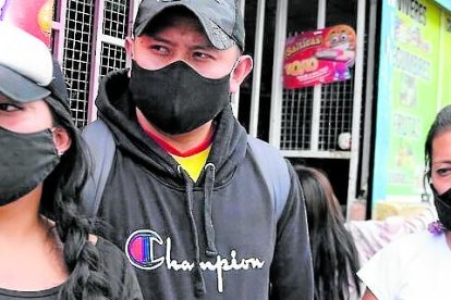 Parientes de Atupaña hablaron sobre el momento en que salió de casa.