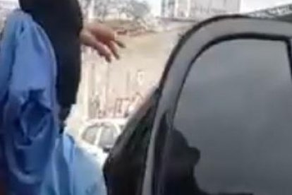 Una mujer afectada por la emanación del gas fue llevada a una casa de salud.