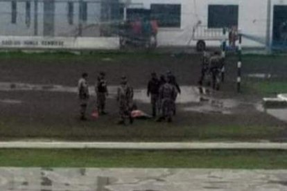 Un recluso tomó una foto cuando los policías identificaron el cuerpo del interno.