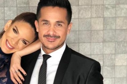 César con su esposa