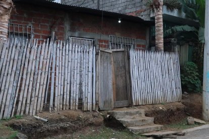 El involucrado metió la mano por una ventana del domicilio para cometer el crimen.