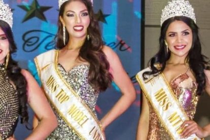 Dávila (centro) junto a dos de sus compañeras que también se llevaron un título en el certamen.