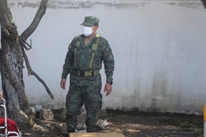 Andrés Arauz no pudo votar en Ecuador.