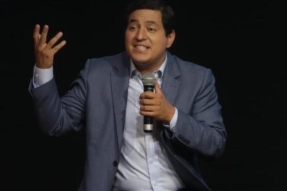 Andrés Arauz espera con optimismo los resultados.