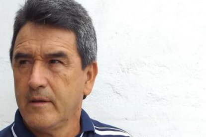 Eduardo Granda le aconseja a Jefferson a mantener un perfil bajo en asuntos de romances y poner énfasis en su desempeño en la cancha