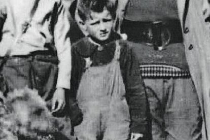 El actor John Wayne tenía un airedale terrier llamado Duke.