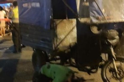 Ángel Farías Paredes fue bajado de la tricimoto y asesinado.