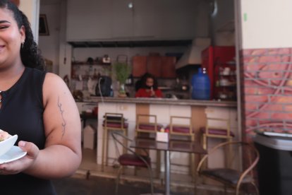 Julissa Riccardi administra la picantería La Culata junto a su madre Miriam Herrera.