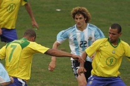 En Perú 2004, la Canarinha ganó en la tanda de penales a los Albicelestes.