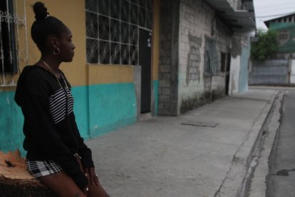 Actualmente, la joven vive en el centro de Guayaquil, pero a veces va a visitar a su familia en la Isla Trinitaria.