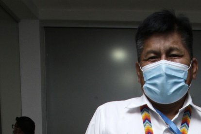 Celestino Chumpi dice que no es un hombre de corbata y terno.