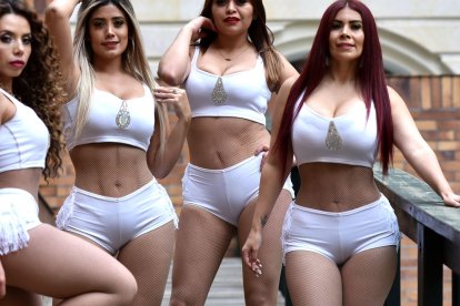 Las integrantes de K’ramelo Latino cuidan mucho de su cuerpo. Las cirugías, la dieta y el ejercicio las tienen regias.