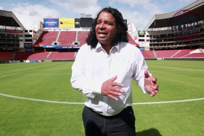 Jacinto Espinoza pide más confianza para el golero Moisés Ramírez.