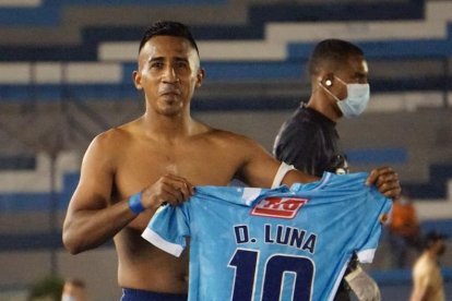 Danny Luna, capitán del 9 de Octubre.