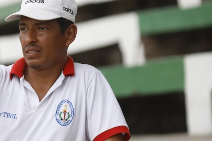 Christian Castro DT de Naranjal en todas las categorias.