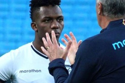 Djorkaeff Reasco es una de las opciones que tiene el técnico Gustavo Alfaro.