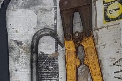 Pata de cabra, cizalla y otras herramientas que supuestamente utilizaban los pillos para irrumpir en propiedades ajenas.