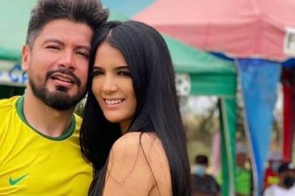 La modelo junto a su pareja, el fiscal Juan Carlos Izquierdo.