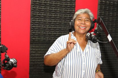 Ingresó a trabajar en radio