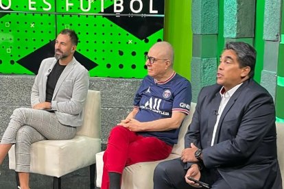 Esteban Dreer, Vito Muñoz y Diego Arcos en Esto es fútbol.