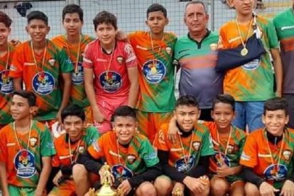 Alianza Milagro se llevó tres títulos de campeón.