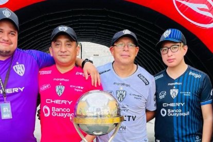 Parte de los directivos de Independiente de Guayaquil y Quito.
