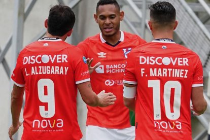 El delantero panameño Ismael Díaz marcó dos tantos para el Trencito.