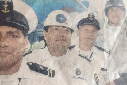 Todavía tiene el recorte de la primera publicación en la que apareció.