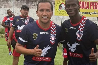 Héctor Pesántez y Fricson George, integrantes del campeón Junior.