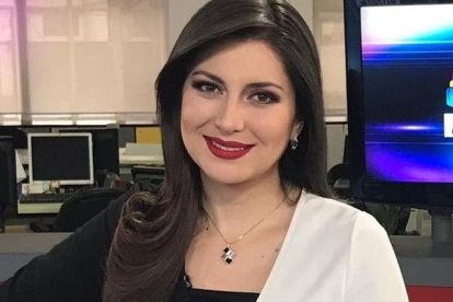 Ally tiene experiencia en medios digitales. Trabajó en periódicos, en TV y en radio.