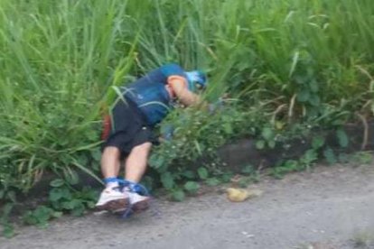 El cuerpo fue hallado con la cabeza cubierta por una camiseta y maniatado.