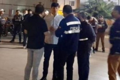 Momentos de uno de los allanamientos realizados por la Fiscalía para detener al sospechoso.