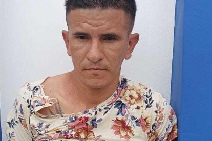 Este sujeto, cuyo nombre es Ufredo Barros, sería el nexo directo con Majo.